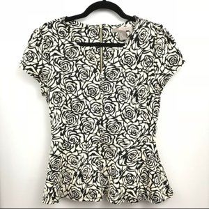 ❤️5/$15❤️ Black white floral peplum cap sleeve top